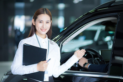 汽車銷售商務女性